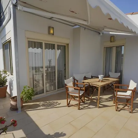 Apartment Zoe' S Place In Chania
