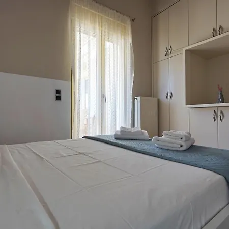 Zoe' S Place In Chania La Canea