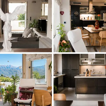 Zoe' S Place In Chania * Chania (Crete)